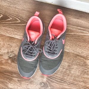 Nike Sneakers size 9